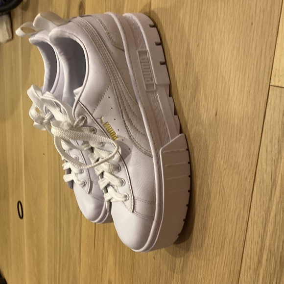 Puma shoes women’s white size 9 - Picture 3 of 8